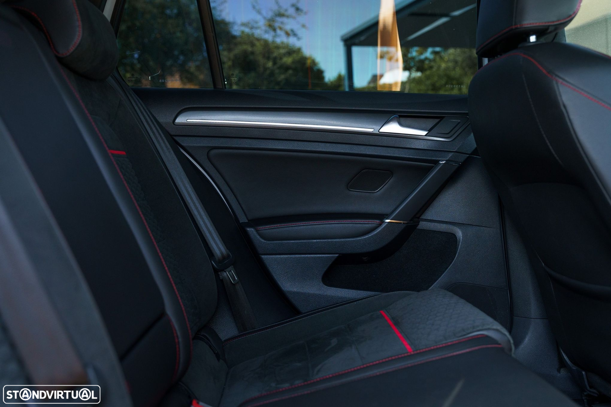 VW Golf 2.0 TSI GTI DSG Performance - 30