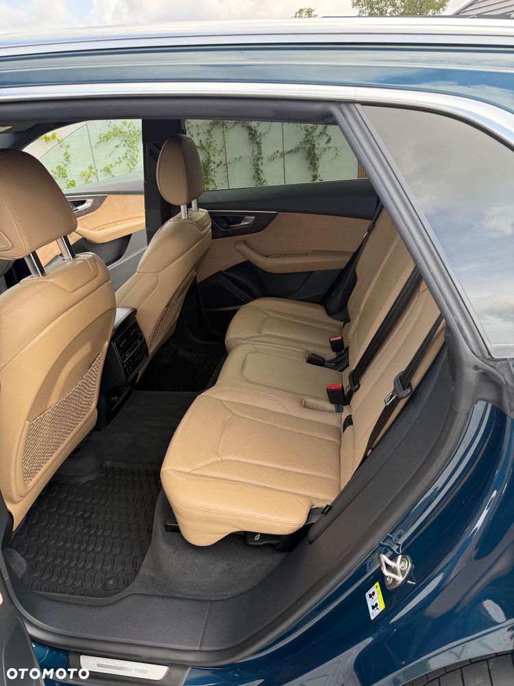 Audi Q8 - 13