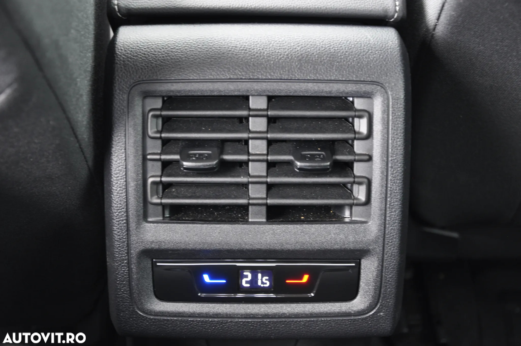 Volkswagen Golf 1.5 TSI eHybrid DSG PHEV Life - 28