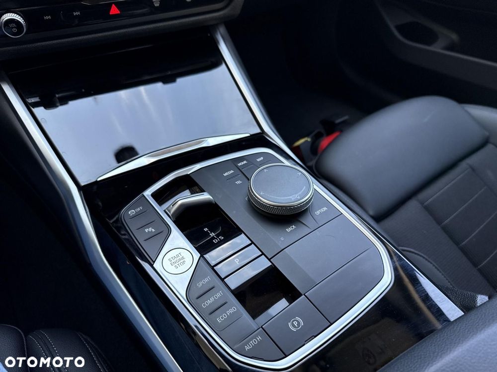 BMW Seria 3 - 16