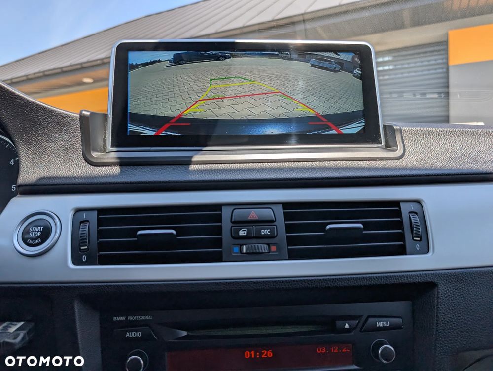 BMW Seria 3 320d Sport Line - 31