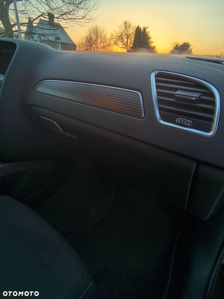 Audi A4 Avant 3.0 TDI DPF clean diesel quattro S tronic Ambition - 31