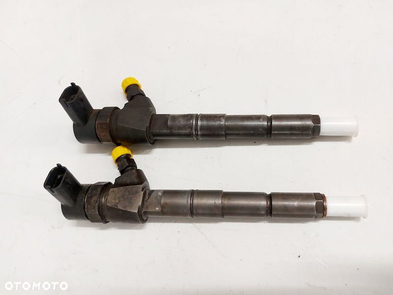 OPEL VECTRA 3 III C 1.9 CDTI SIGNUM WTRYSKIWACZ WTRYSK PALIWA 0445110243 - 2