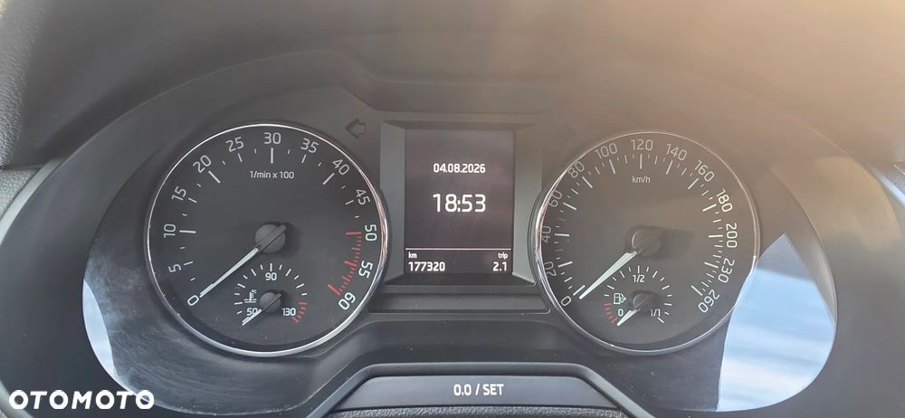 Skoda Octavia - 14