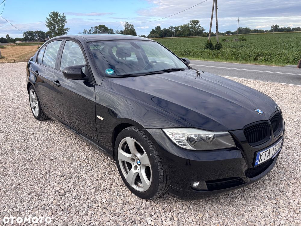 BMW Seria 3 318i - 3