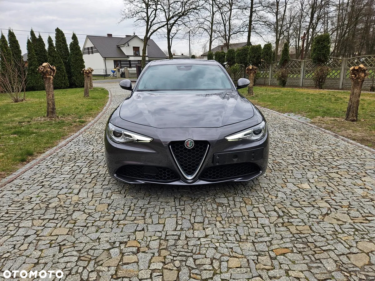 Alfa Romeo Giulia 2.0 Turbo - 2