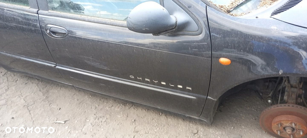 Drzwi przód przednie prawe KPL Chrysler 300M