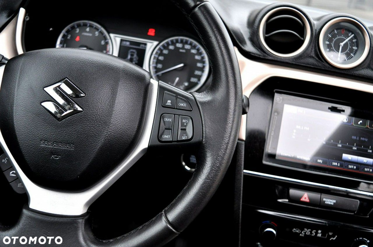 Suzuki Vitara 1.6 Premium 2WD - 19