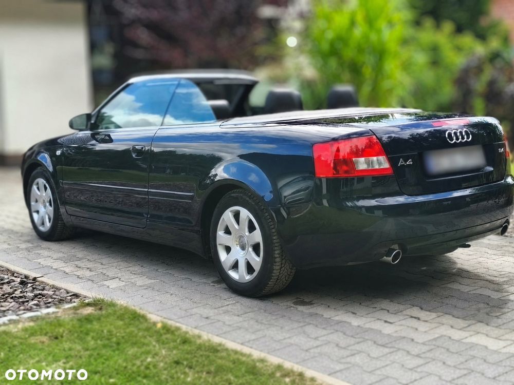 Audi A4 Cabrio 2.4 - 6