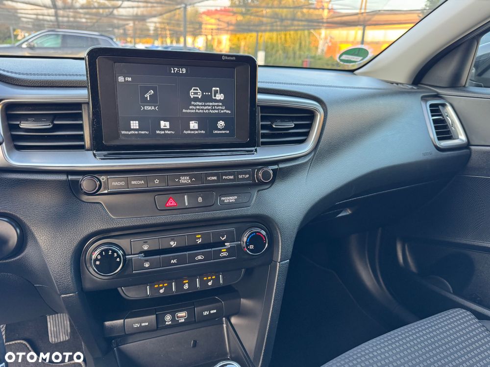 Kia Ceed 1.4 L Business Line Plus - 20