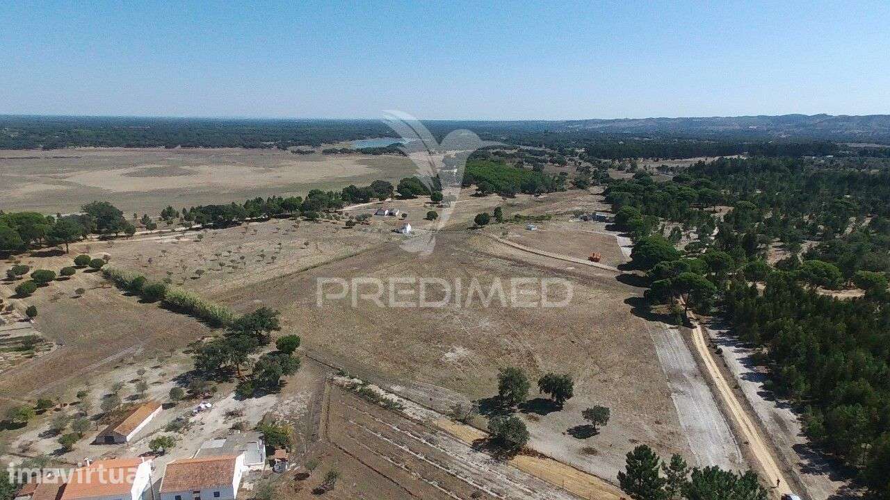 Terreno de 7ha, Grândola, área de construção 229m2 - Grande imagem: 2/18