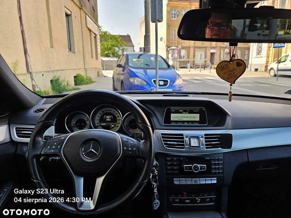 Mercedes-Benz Klasa E 200 7G-TRONIC Elegance - 19