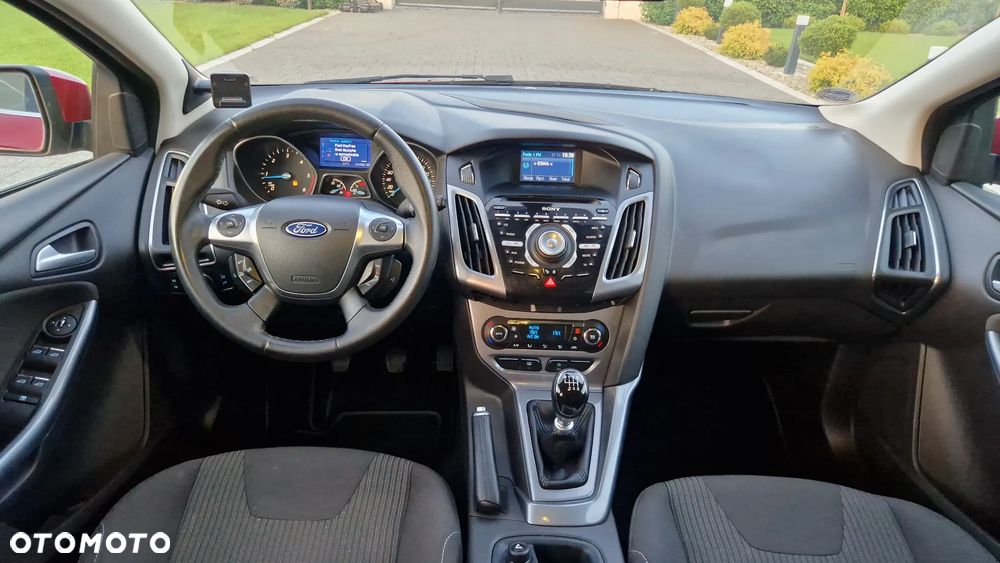 Ford Focus 1.6 TDCi DPF Titanium - 6