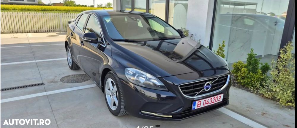 Volvo V40 D4 VEA Momentum - 2