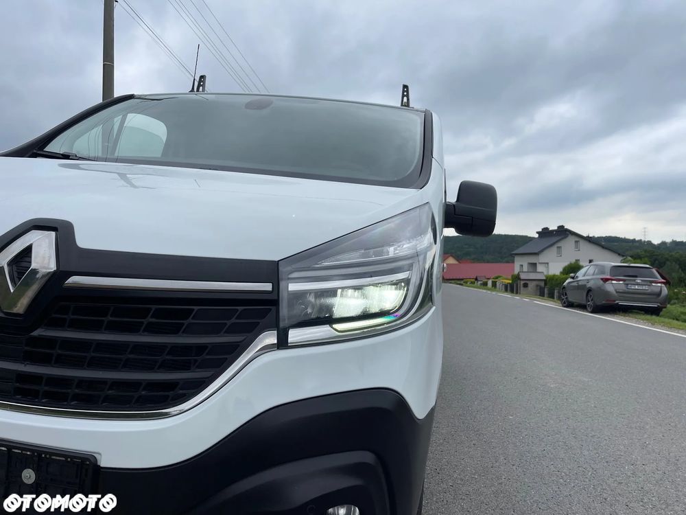 Renault Trafic - 13
