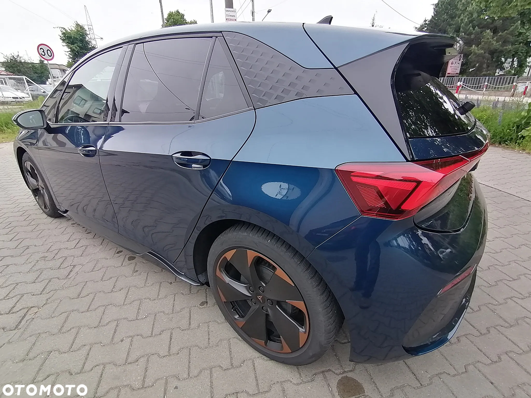 Cupra Born - 15