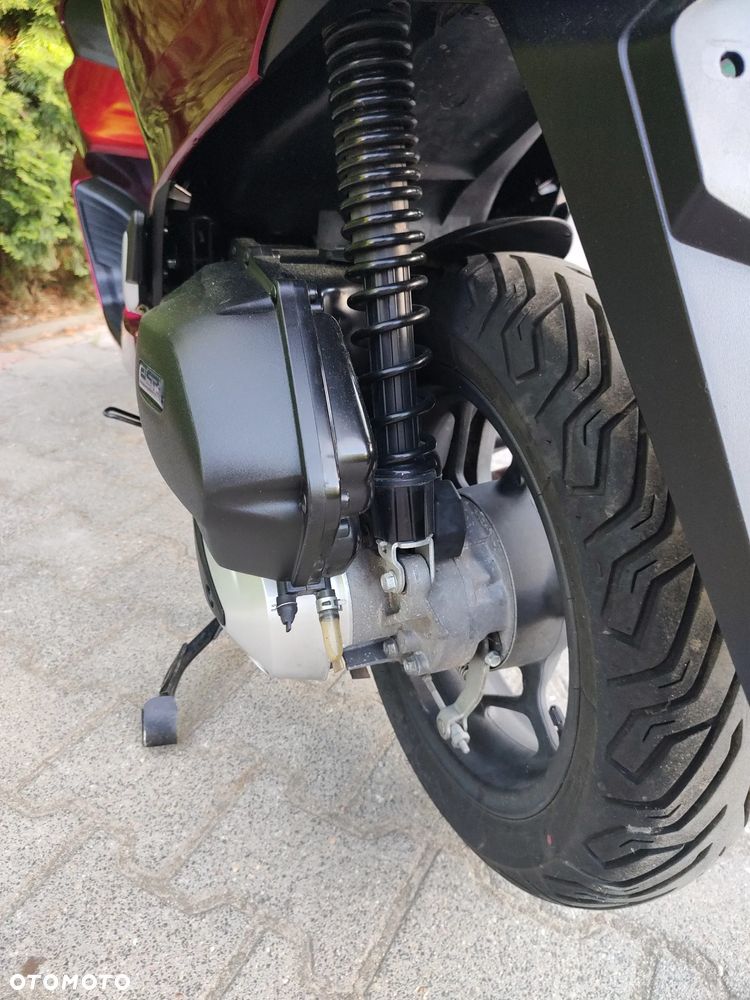 Honda PCX - 10