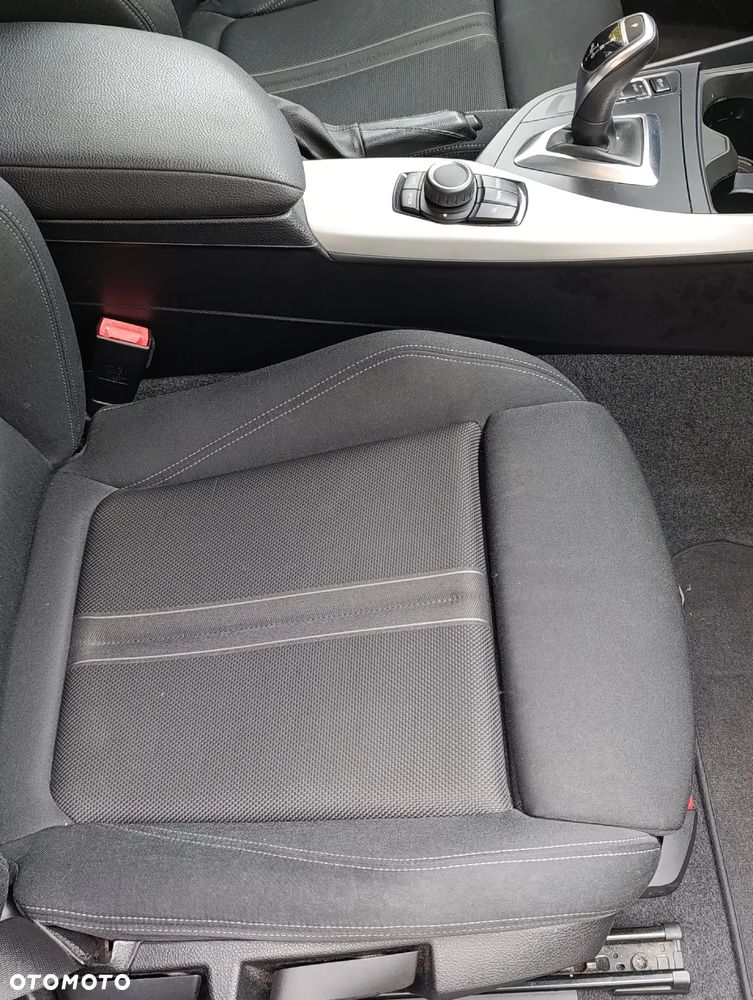 BMW Seria 1 125d - 15