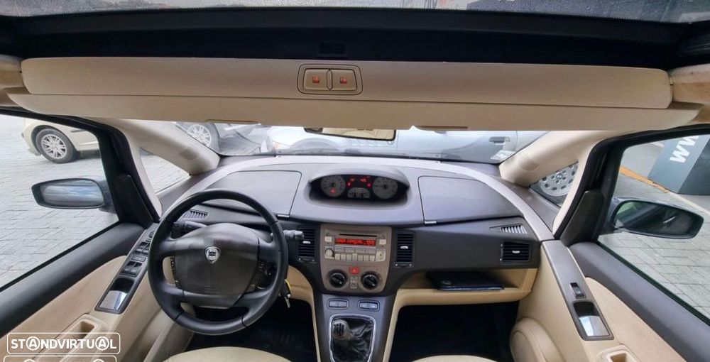 Lancia Musa 1.3 16V M-jet Oro - 4