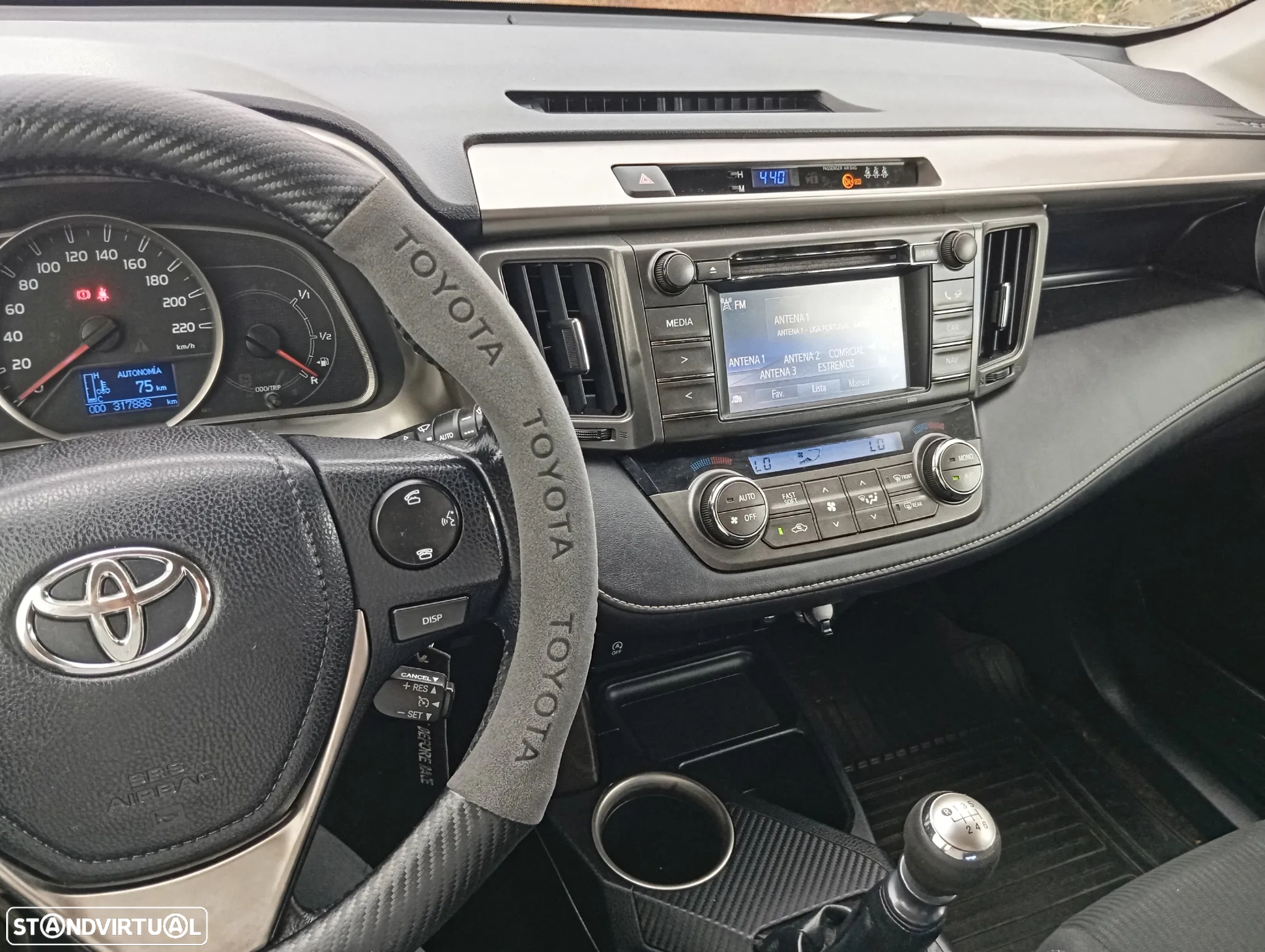Toyota RAV4 2.0 D-4D Comfort - 12