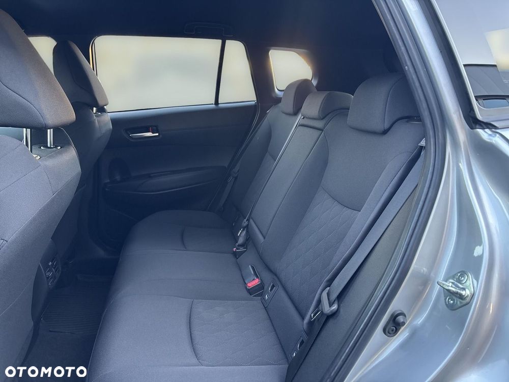 Toyota Corolla Cross - 16