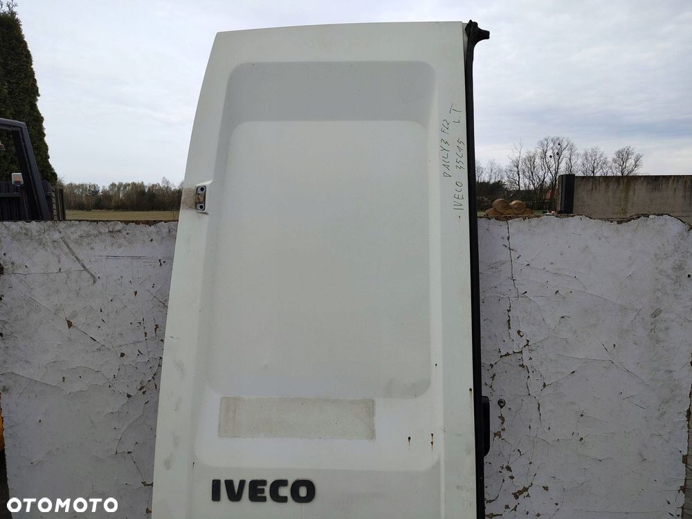 DRZWI LEWY TYŁ SKRZYDEŁKOWE IVECO DAILY 3 III 35C15 FL LIFT 2 - 3
