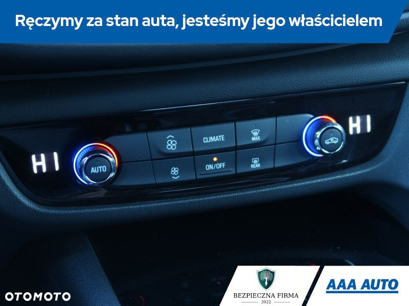 Opel Insignia - 16