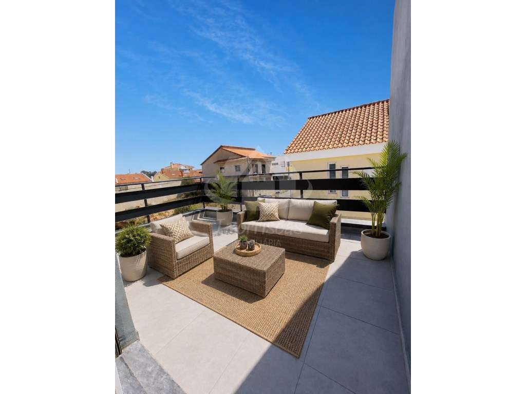 Moradia T3 com piscina, estacionamento e terraço - Fernão Ferro - Grande imagem: 4/28