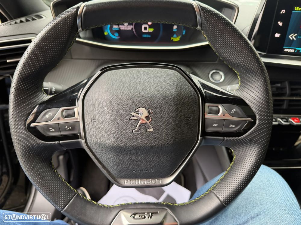 Peugeot e-2008 50 kWh GT Line - 17