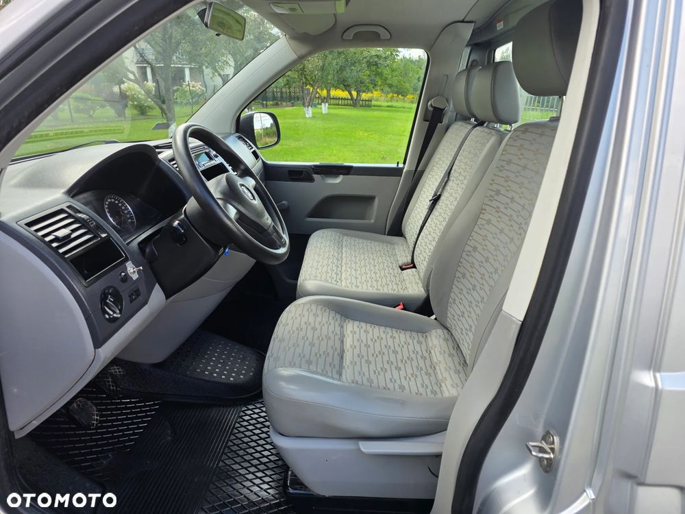 Volkswagen Transporter T5 2.0 MPI BENZYNA - 13