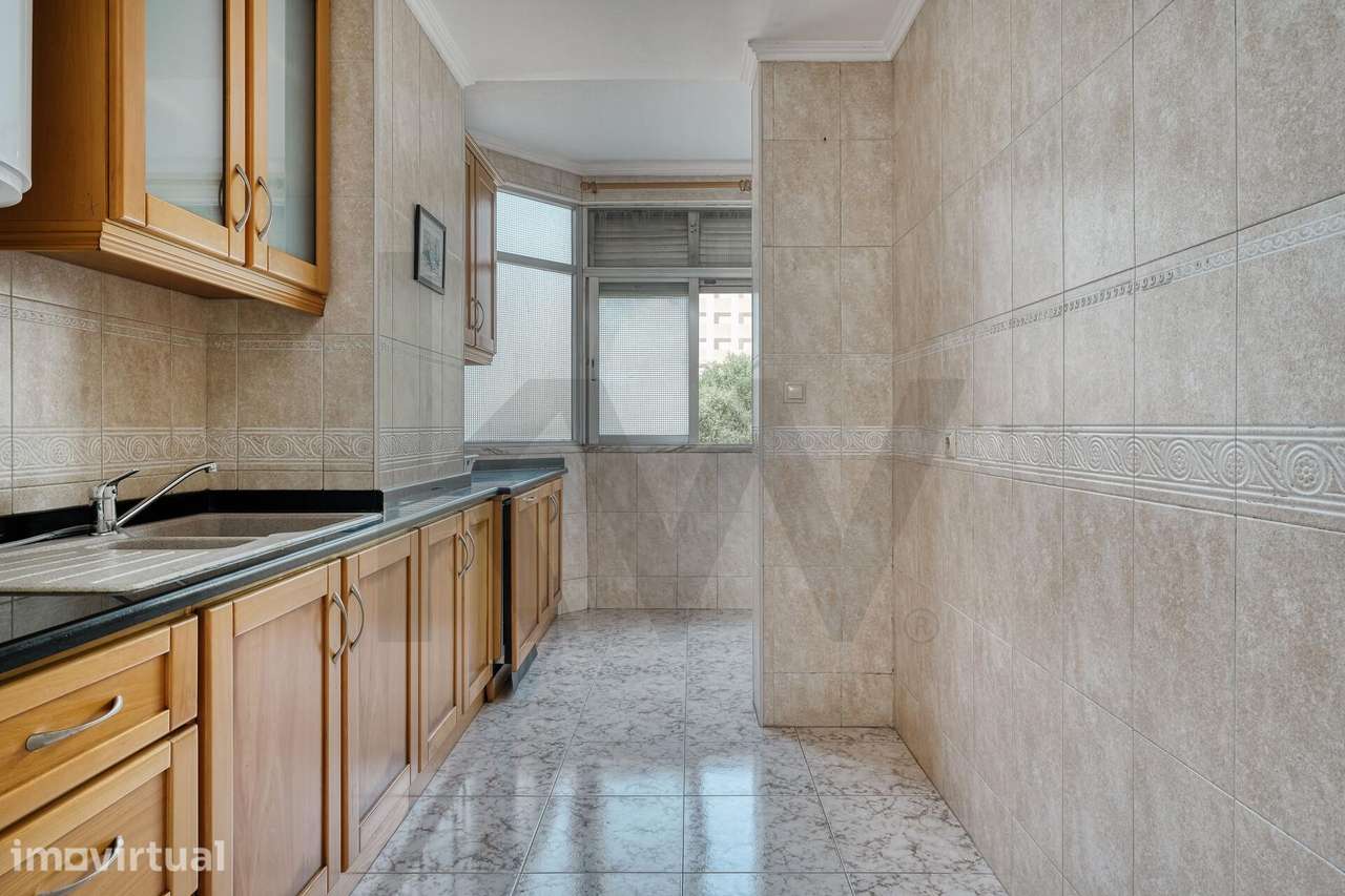 Apartamento T2 Lumiar - Lisboa - Grande imagem: 3/33