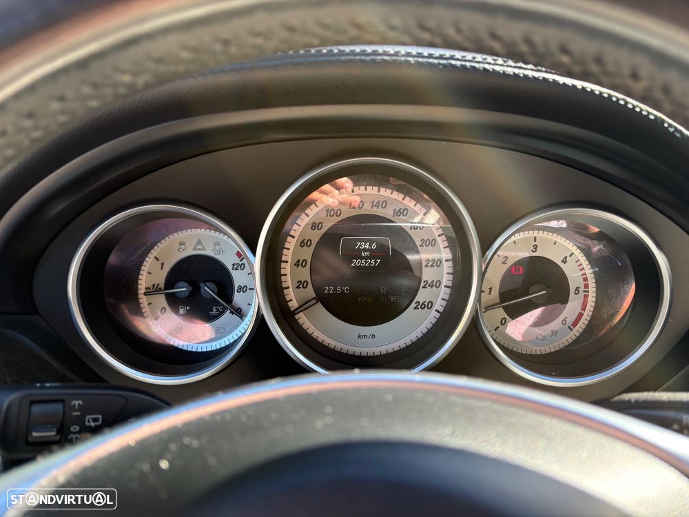Mercedes-Benz CLS 350 d Shooting Brake - 12