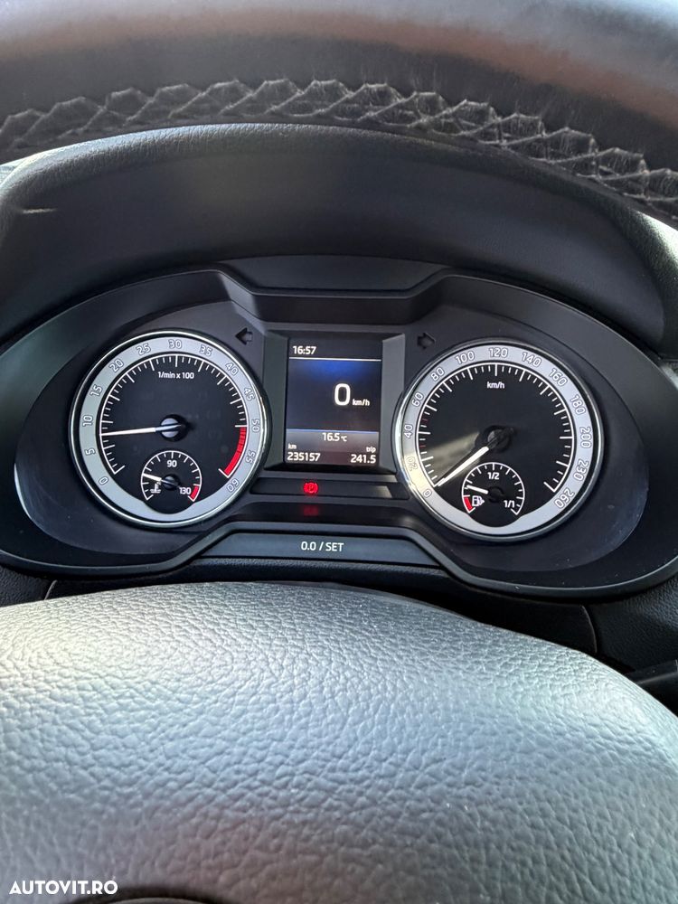 Skoda Octavia 1.6 TDI Ambition - 17