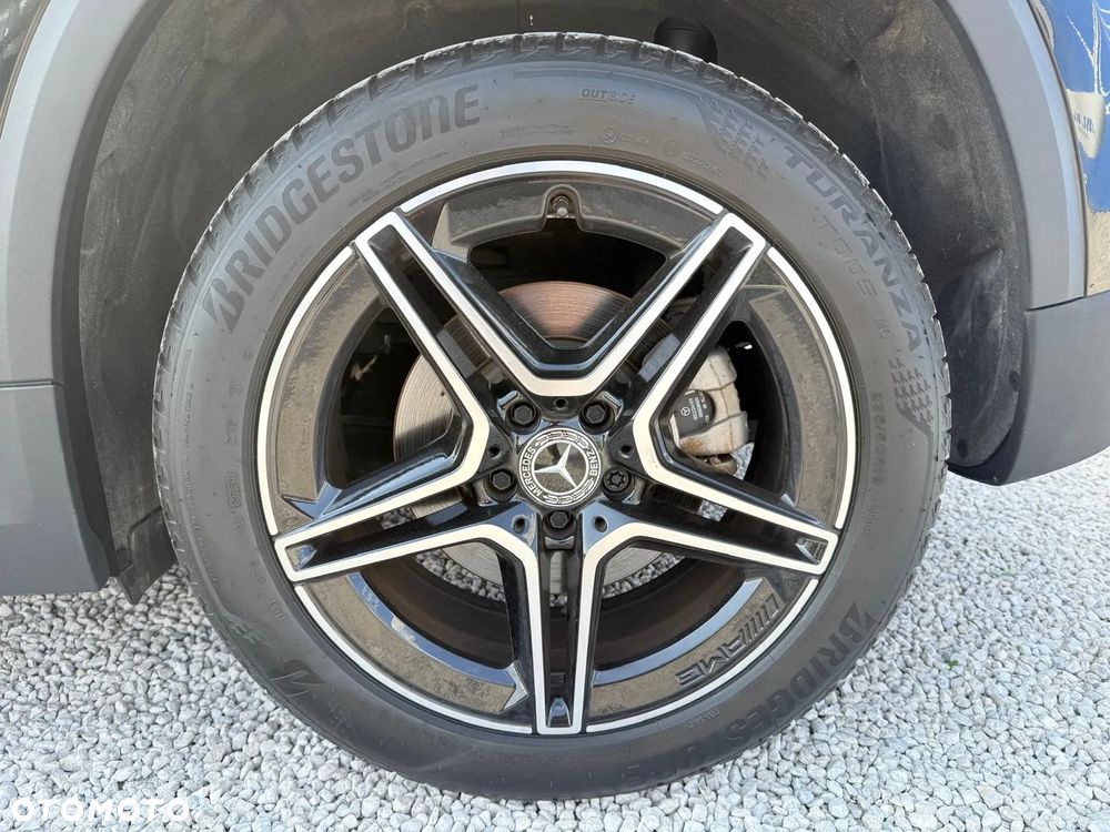 Mercedes-Benz GLA 250 e PHEV AMG Line 8G-DCT - 11