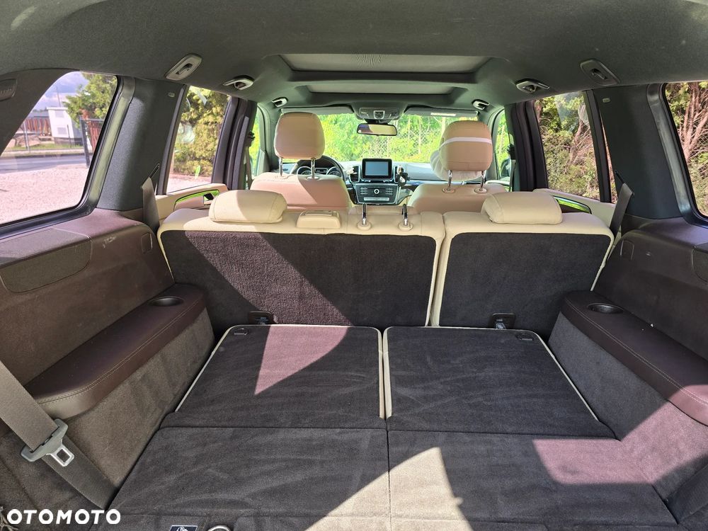 Mercedes-Benz GLS - 8