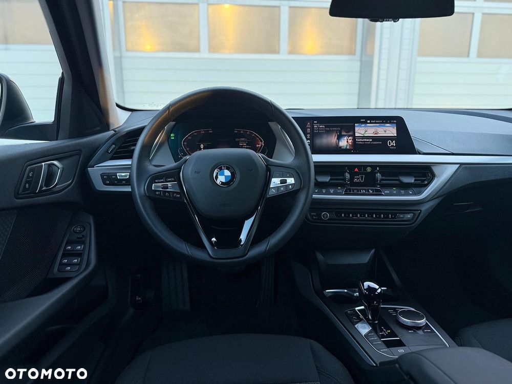BMW Seria 1 118i Advantage - 13