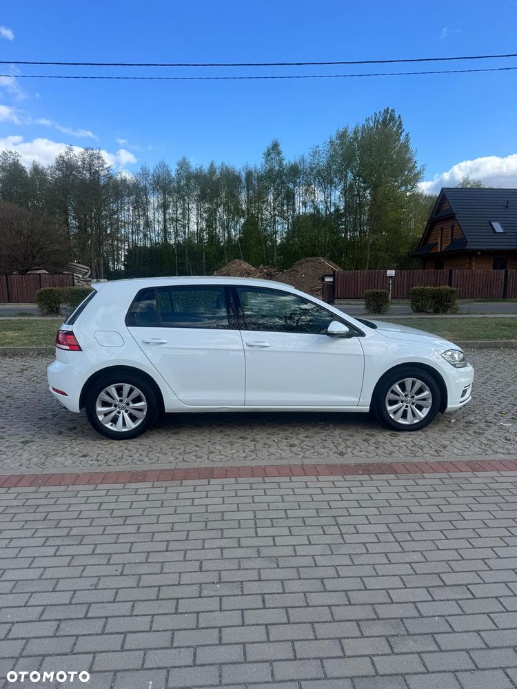 Volkswagen Golf - 4