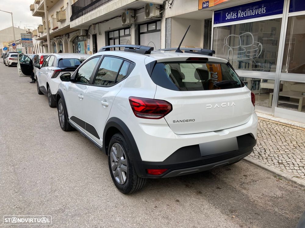 Dacia Sandero ver-1-0-eco--g-expression-bi--fuel - 6