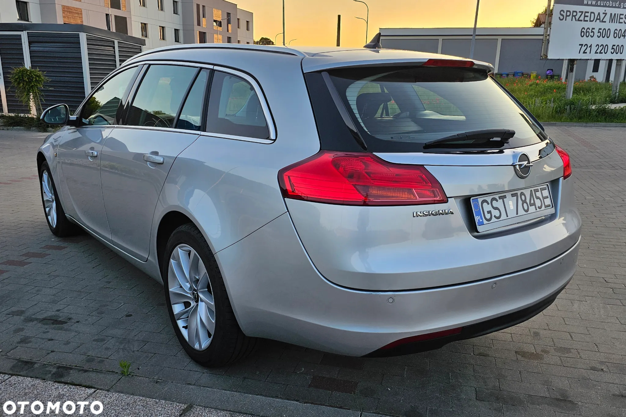 Opel Insignia 1.8 Sports Tourer - 5
