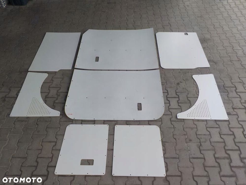 VW T5 KRÓTKI TAPICERKA TAPICERKI BOCZKI TYŁ NOWE  PODSUFITKA - 2