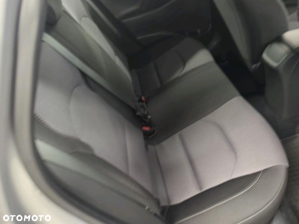Hyundai i30 1.5 DPI Classic + - 17