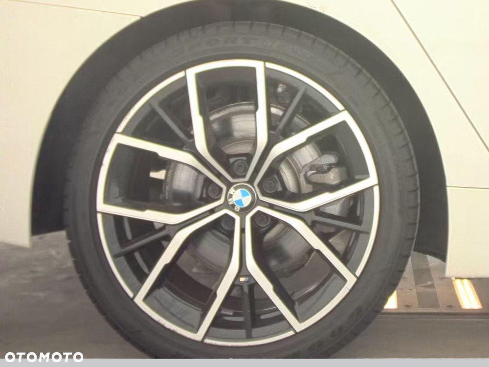 BMW Seria 5 530i xDrive mHEV M Sport sport - 14
