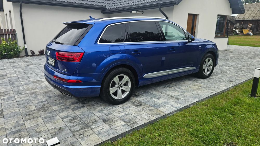Audi Q7 - 13