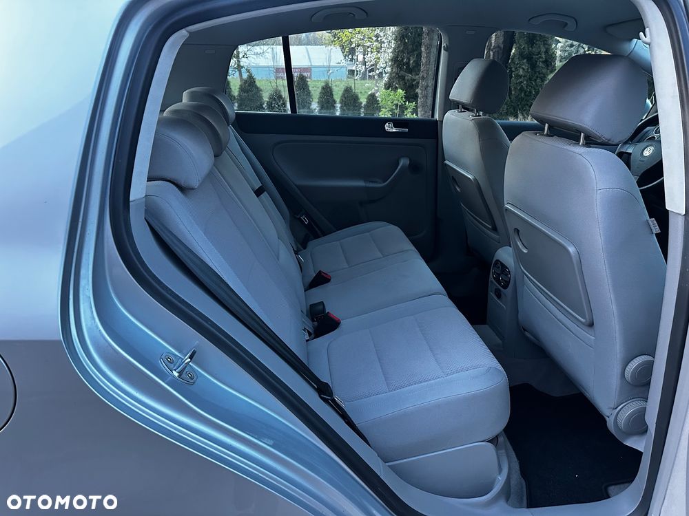 Volkswagen Golf Plus 1.6 FSI Comfortline - 15