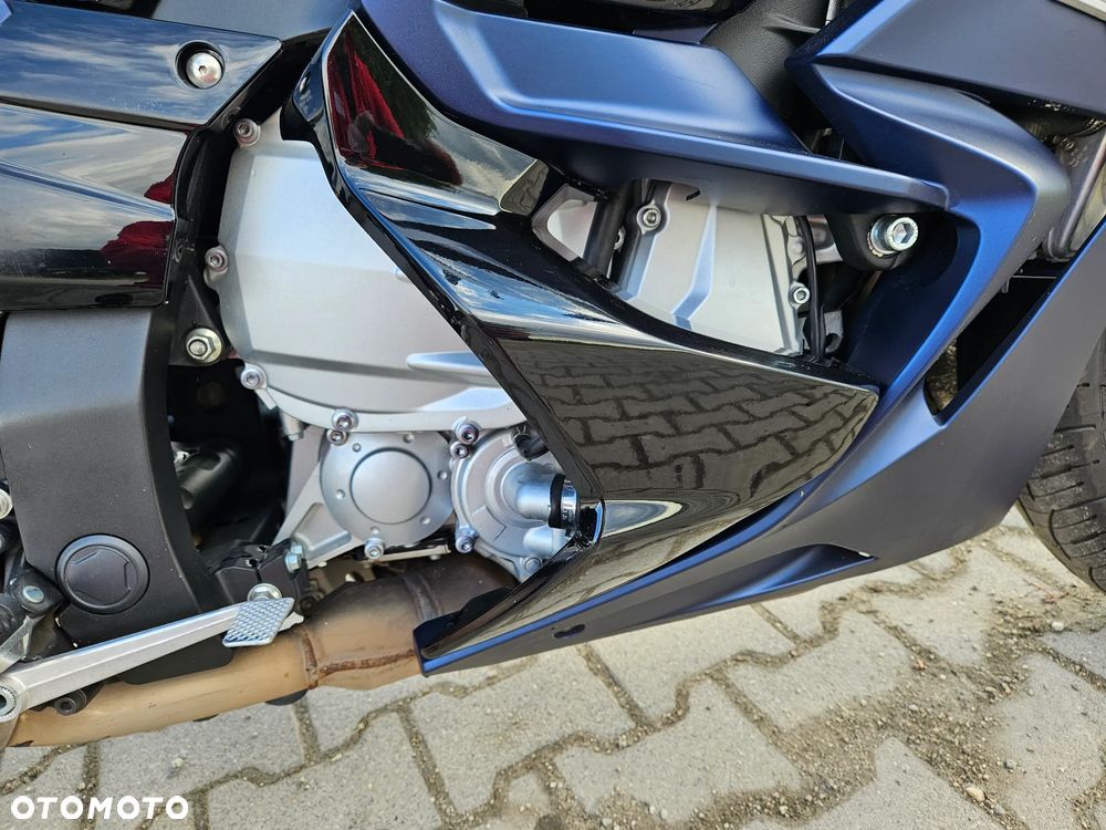 Yamaha FJR - 20