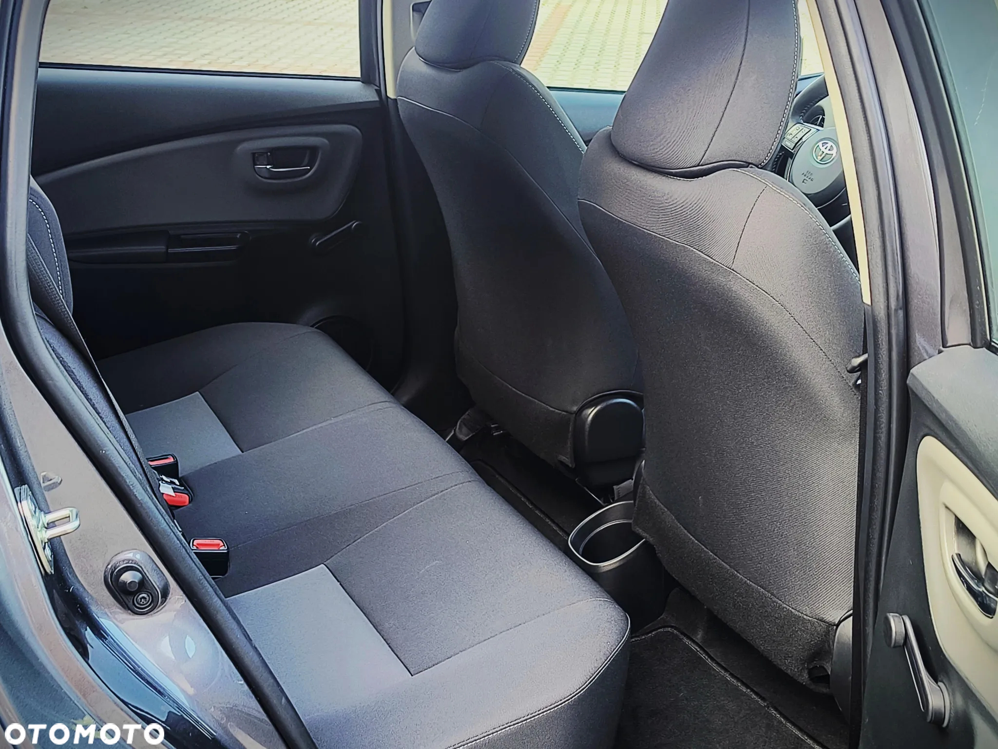 Toyota Yaris - 11