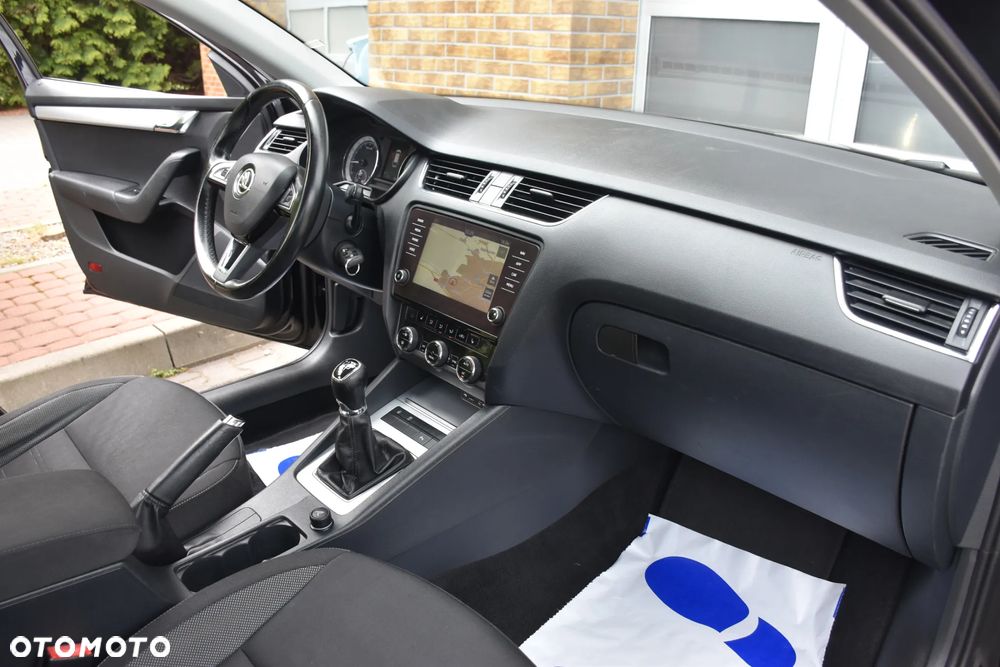 Skoda Octavia 1.6 TDI Sport Edition - 10