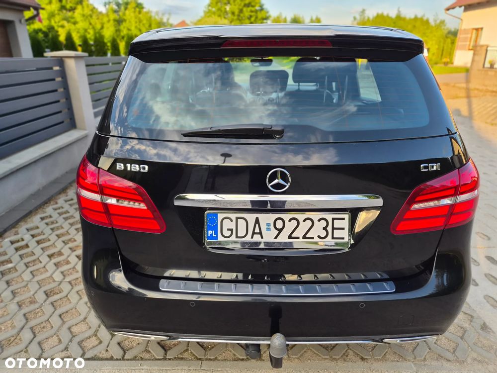 Mercedes-Benz Klasa B 180 d BlueEFFICIENCY Edition Style - 12
