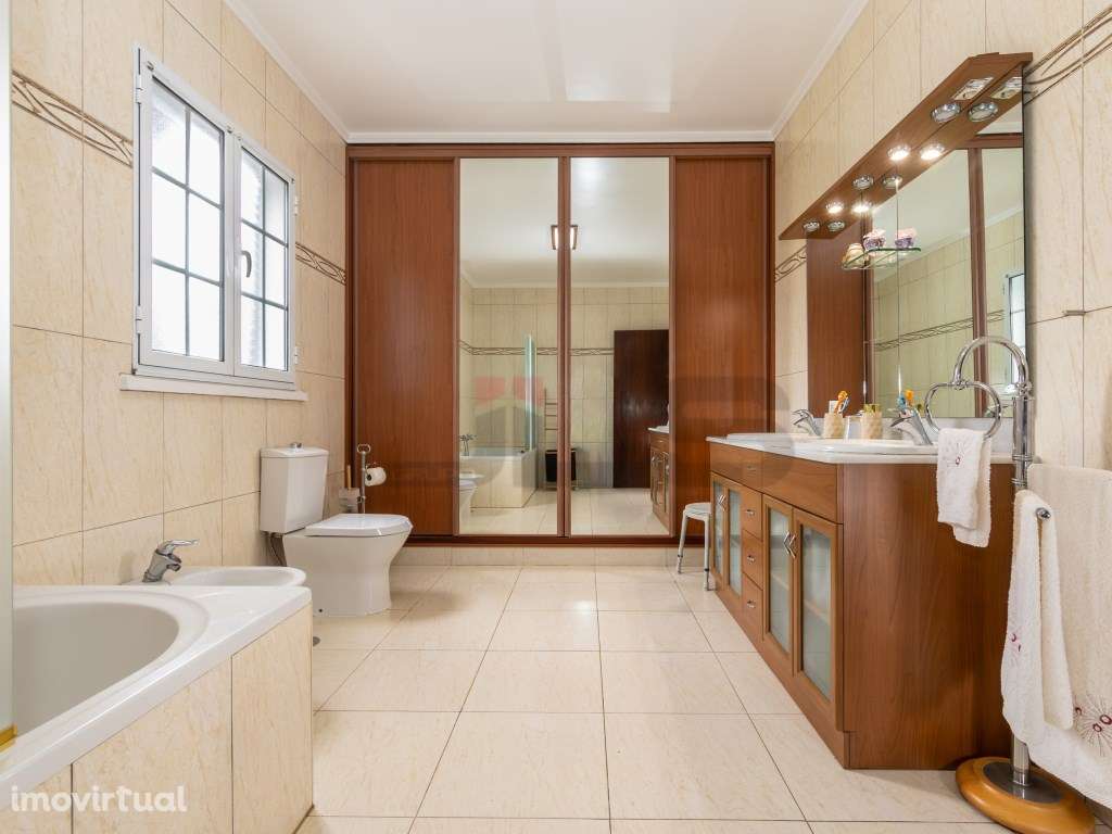 Moradia T3 Pico da Pedra - Grande imagem: 3/43