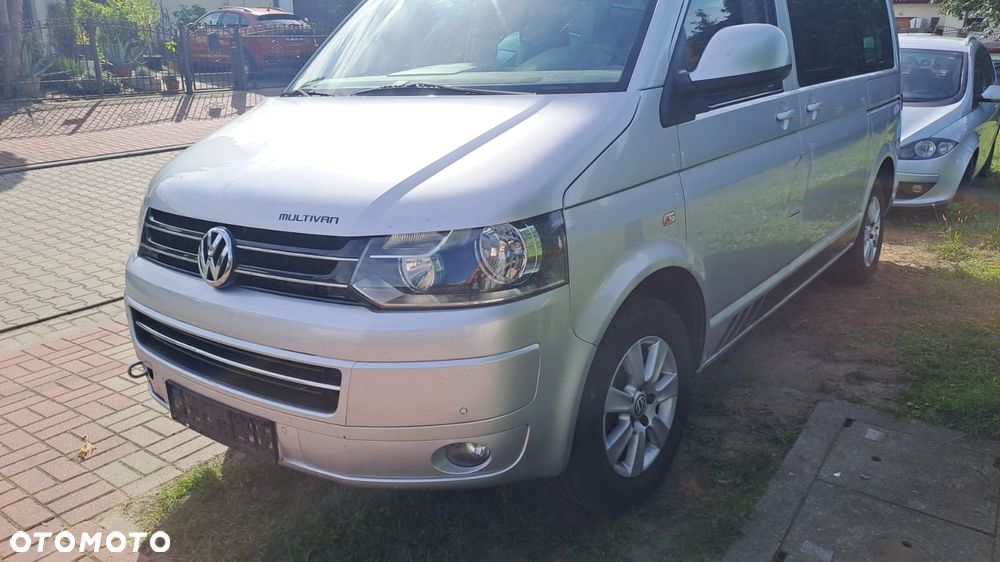Volkswagen Multivan - 1
